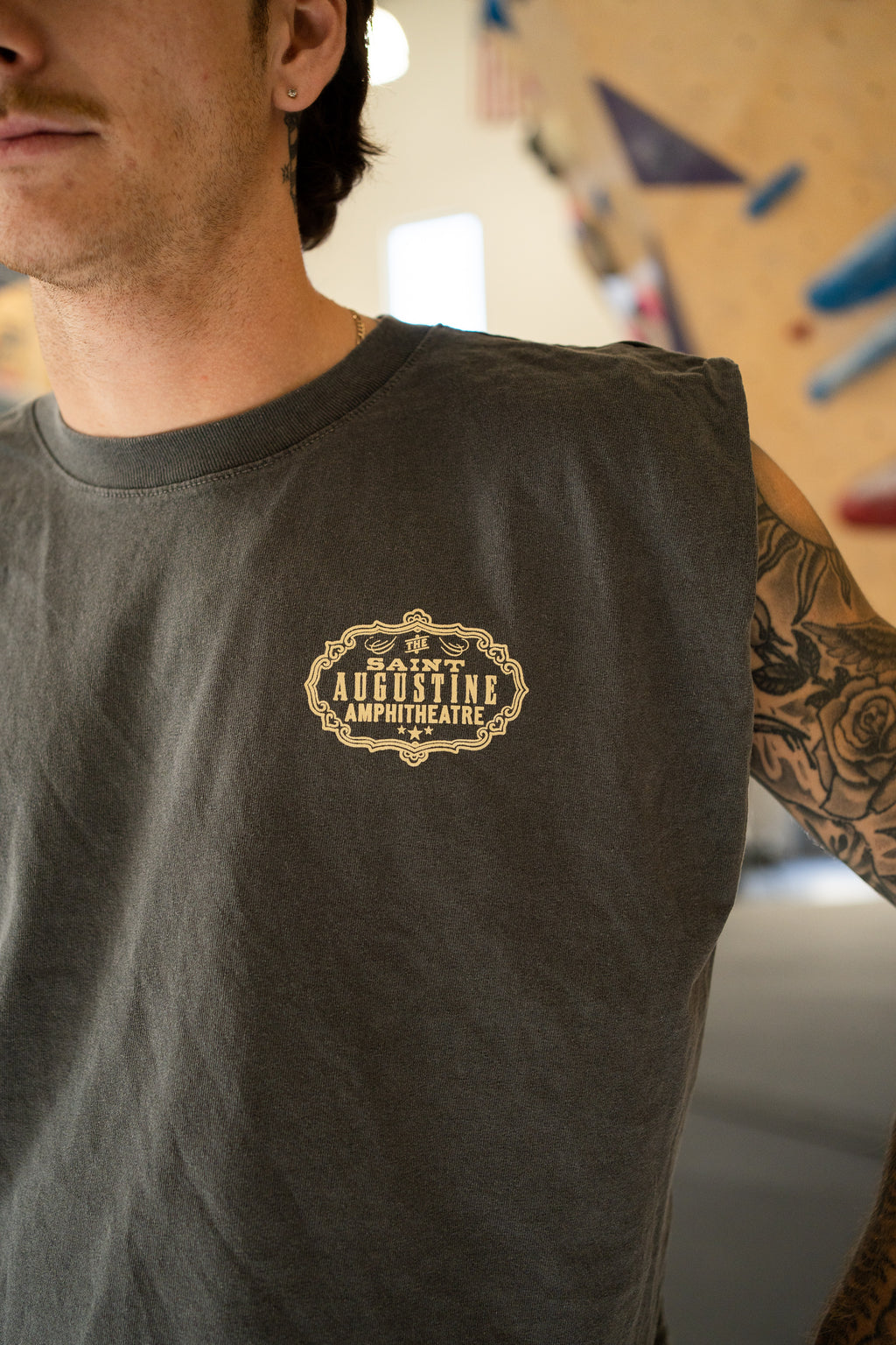 Cropped Muscle Tank - Faded Black