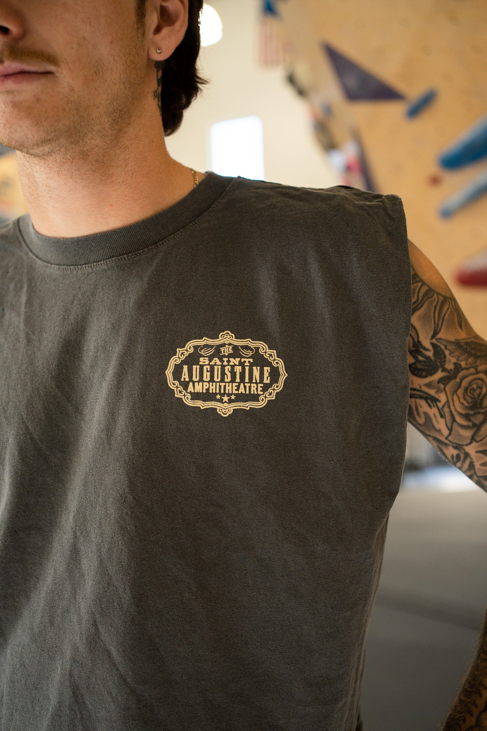 Cropped Muscle Tank - Faded Black